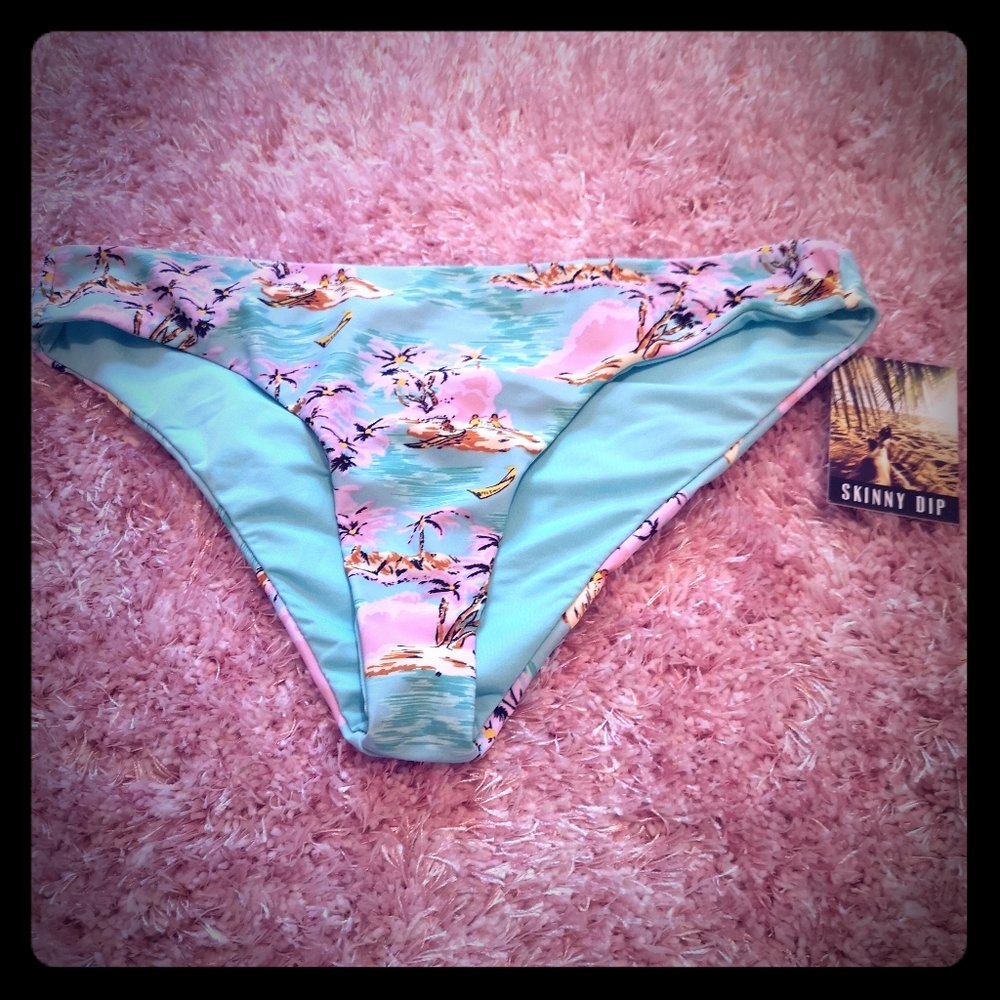 NWT Bikini Bottom 🌸